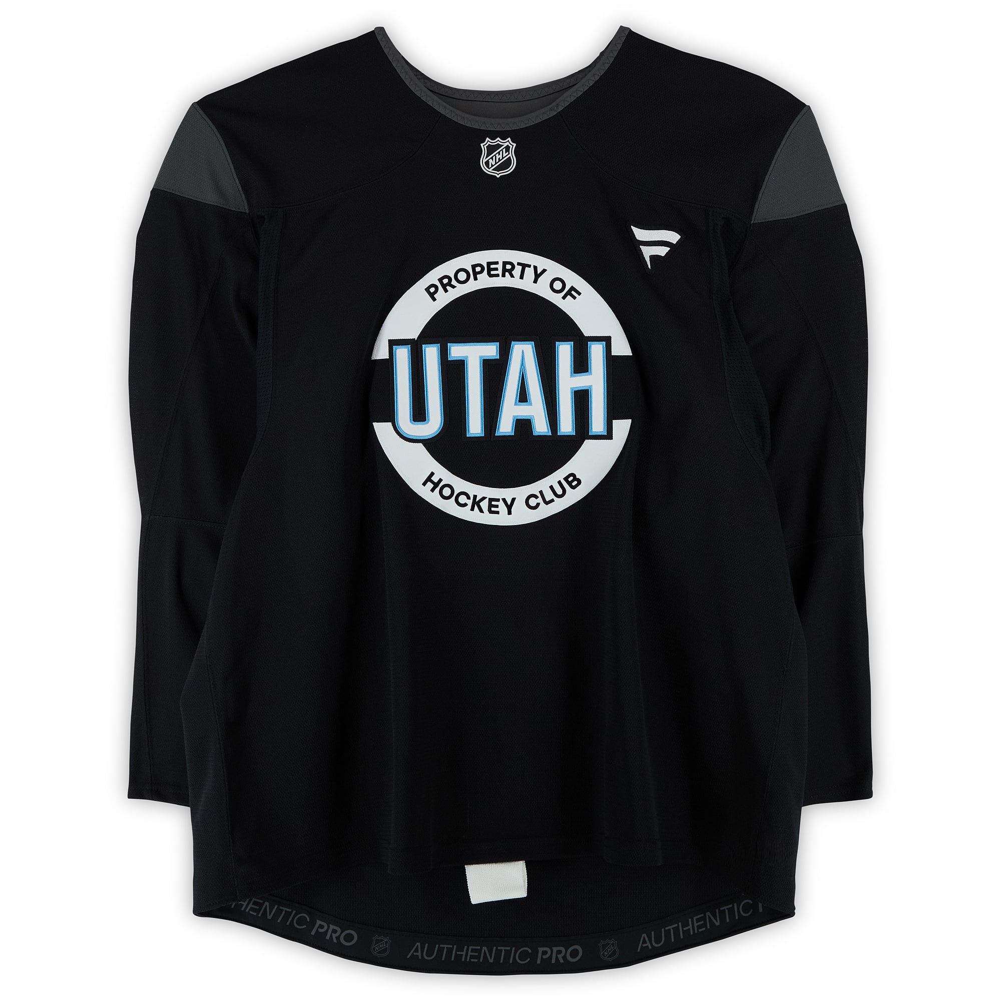 Julius Saari Utah Mammoth Practice-Used #25 Black Jersey from the 2024-25 NHL Season