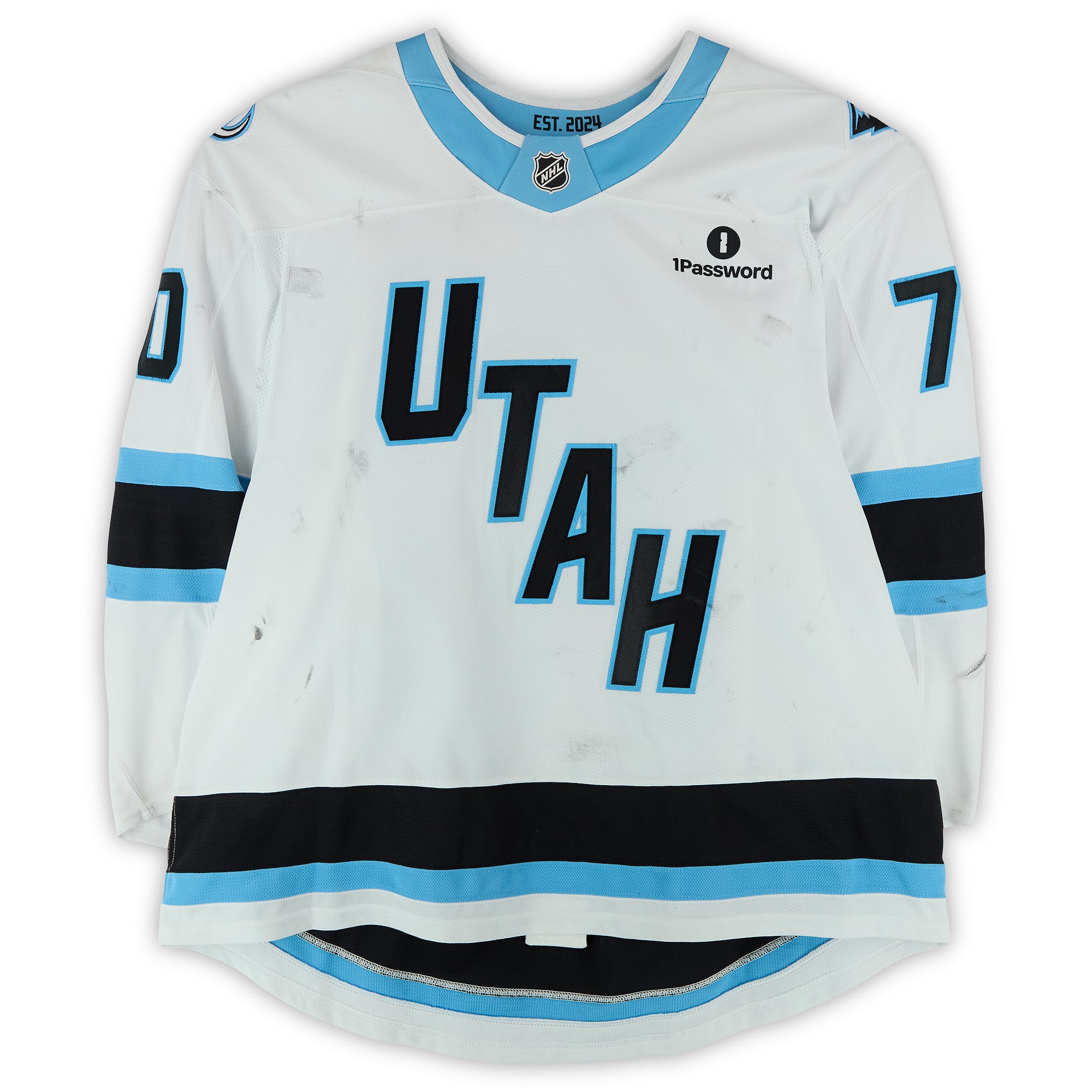 Maillot blanc n° 70 porté par Karel Vejmelka (Utah Mammoth) lors du premier tour des séries éliminatoires de la Coupe Stanley 2026 contre les Golden Knights de Vegas.