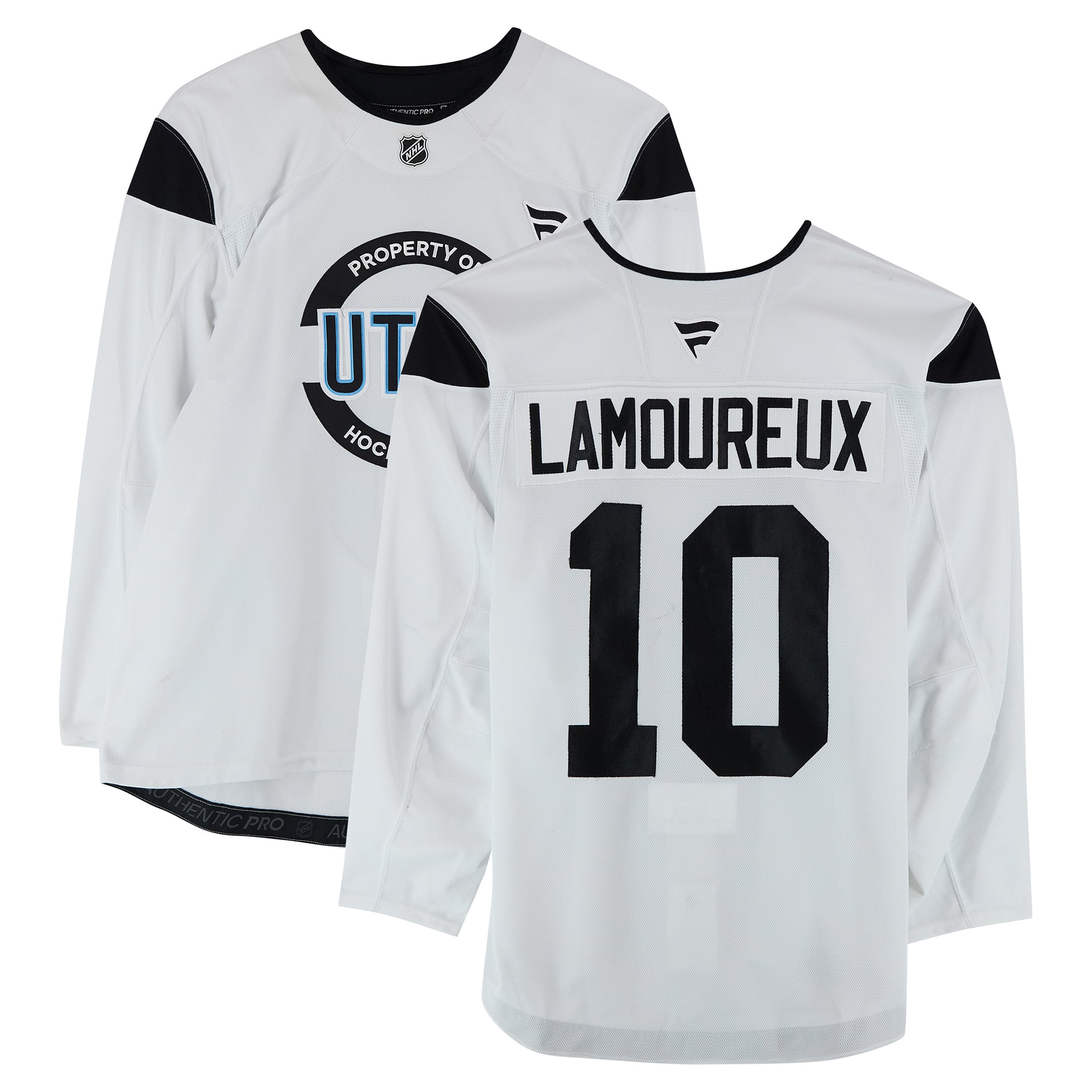 Maillot authentique blanc professionnel porté à l'entraînement par Maveric Lamoureux, numéro 10, du Utah Hockey Club, saison 2024-2025 de la LNH.