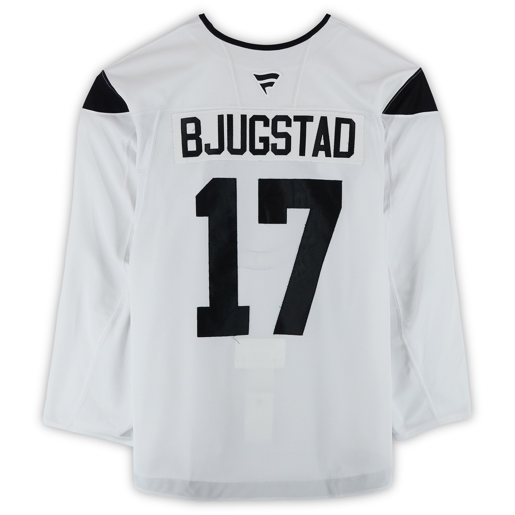 Nick Bjugstad Utah Mammoth Practice-Used #17 Jersey from the 2024-25 NHL Season
