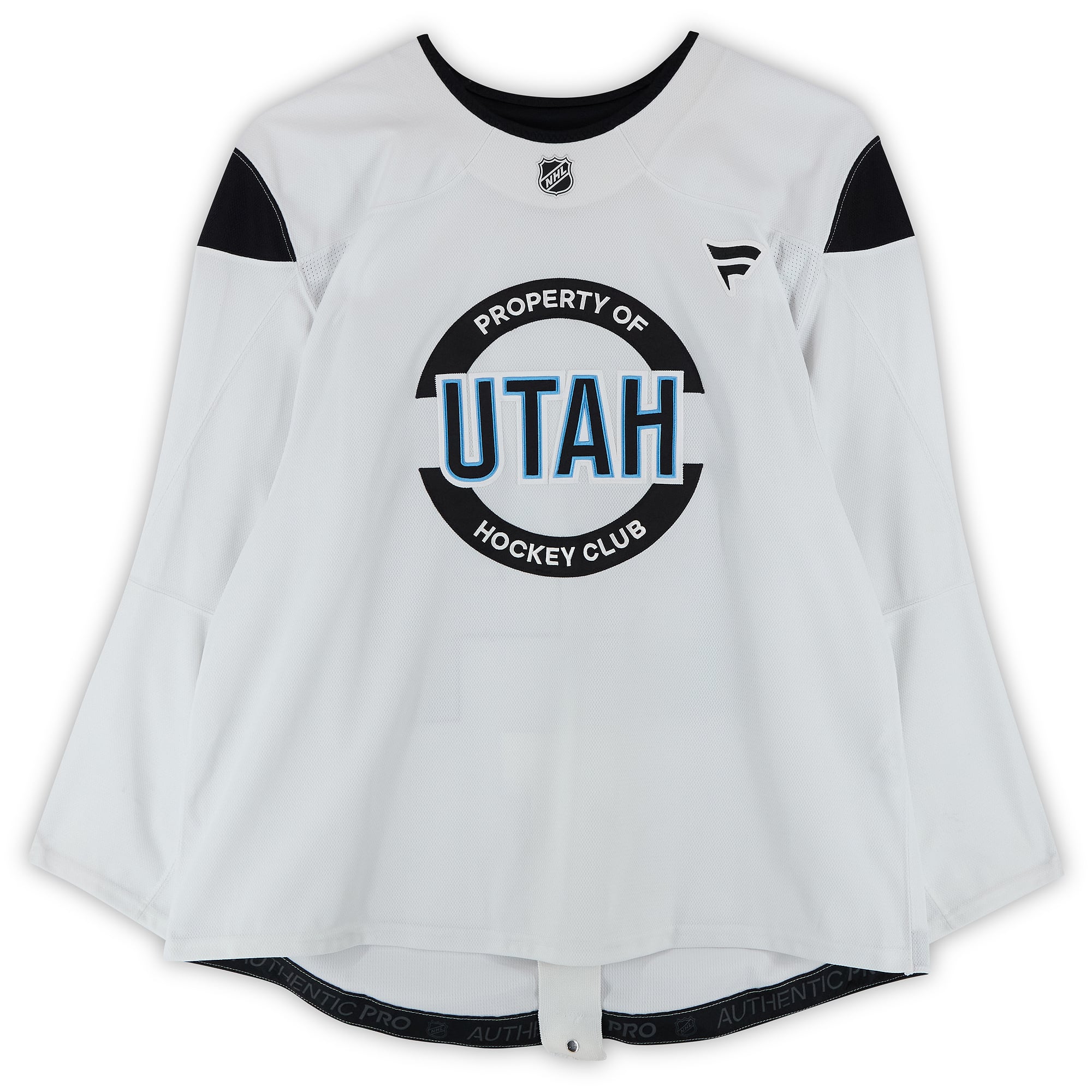 Maillot blanc n° 80 porté à l'entraînement par Tanner Ludtke, des Utah Mammoths, lors de la saison 2024-2025 de la LNH.