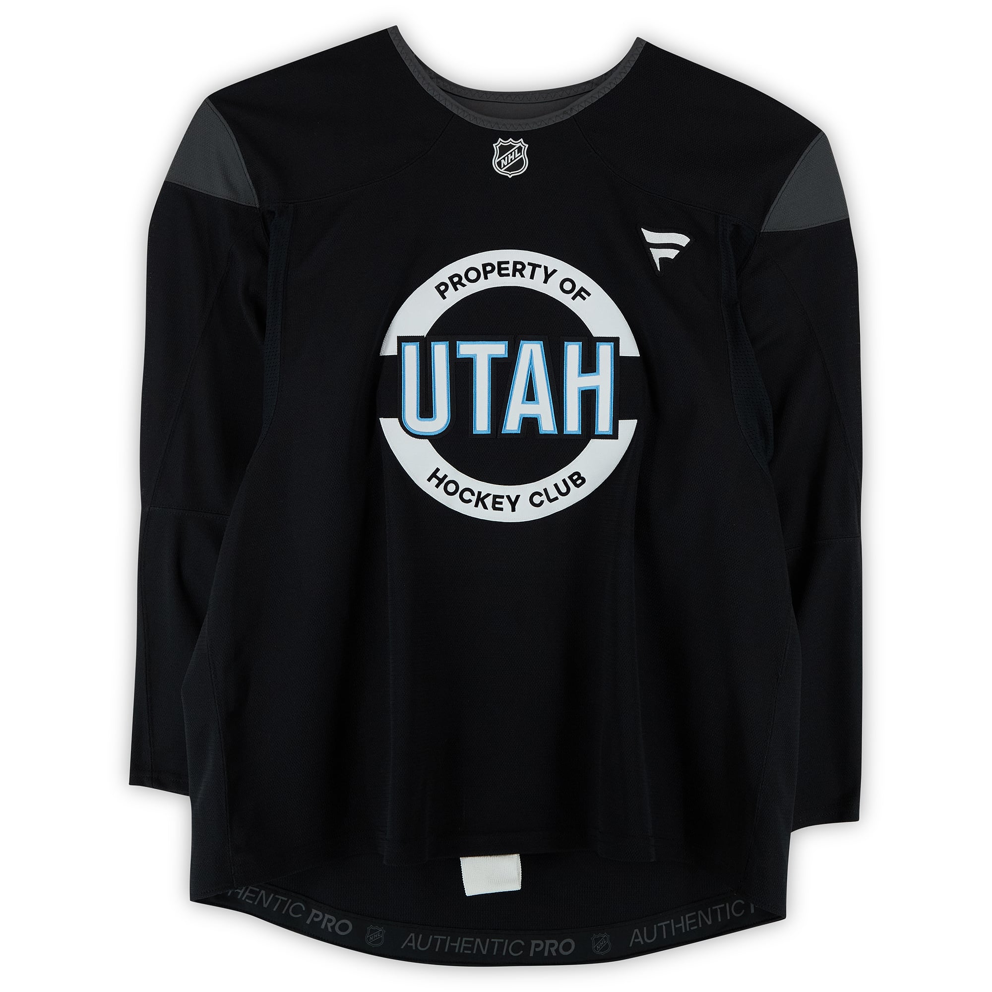 Maillot noir n° 75 porté par Tomas Lavoie à l'entraînement avec les Mammoths de l'Utah lors de la saison 2024-2025 de la LNH