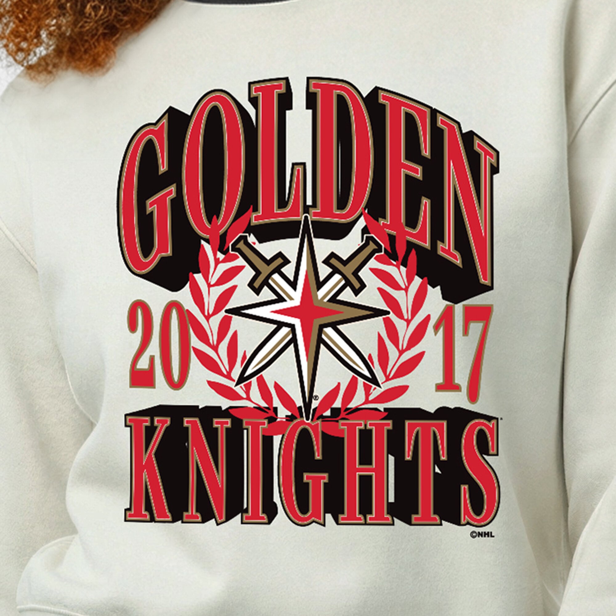 Sweat-shirt Champion Cream Vegas Golden Knights Bold Laurels pour femme, en fil tissé inversé.