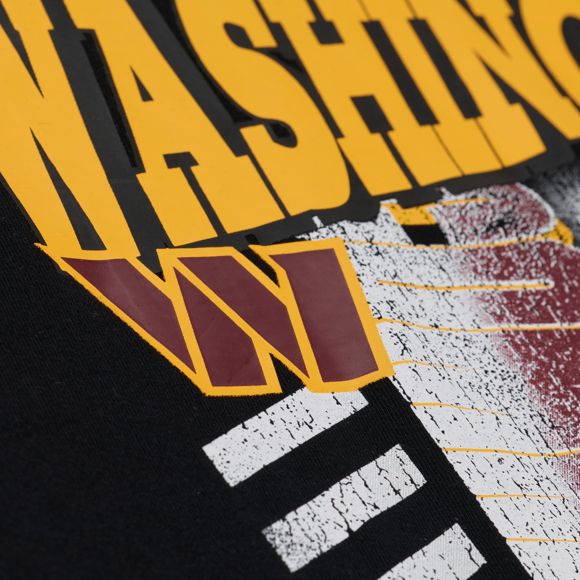 T-shirt graphique noir Mitchell & Ness Washington Commanders Core Essentials Street pour homme