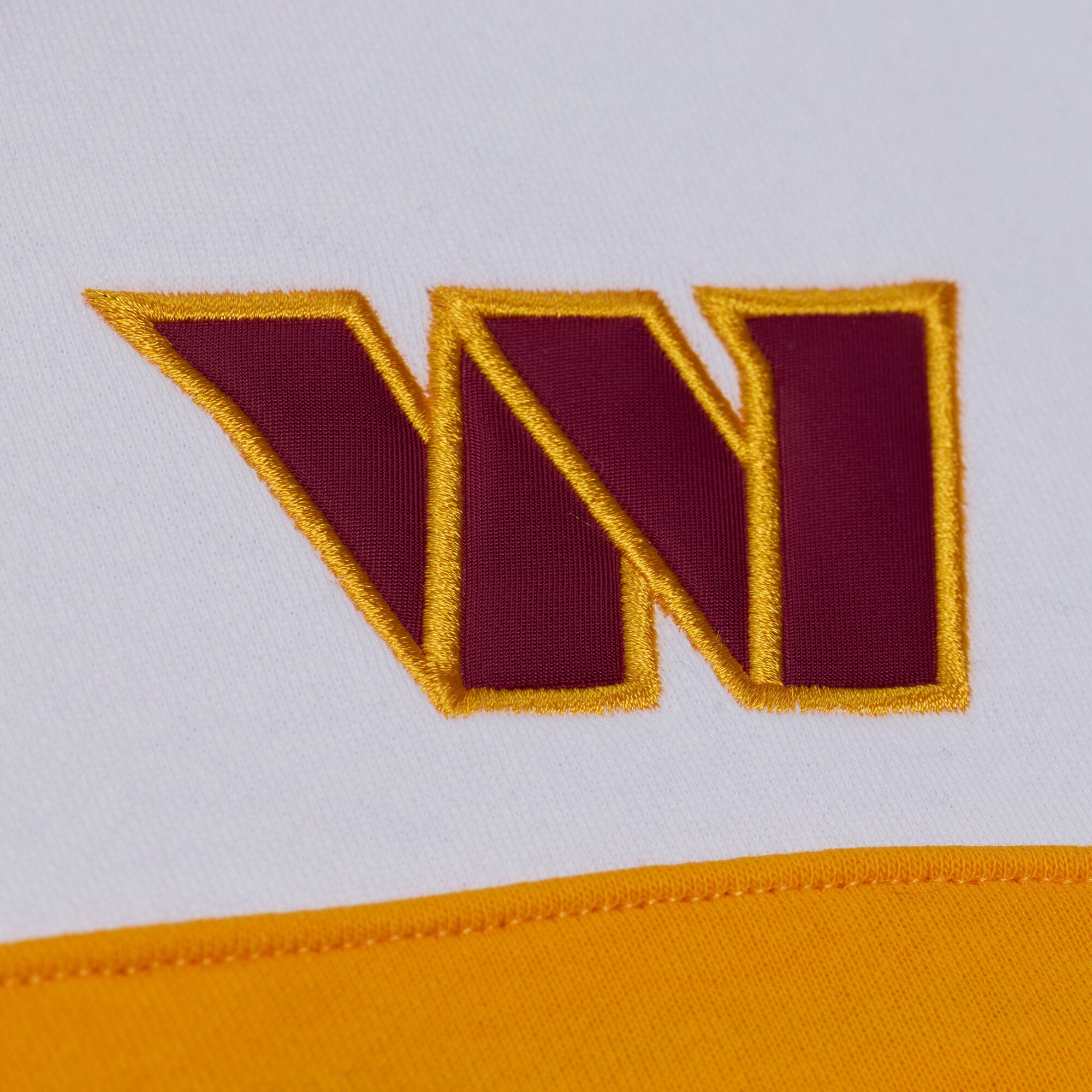 Sweat à capuche Mitchell & Ness bordeaux pour homme, modèle Washington Commanders