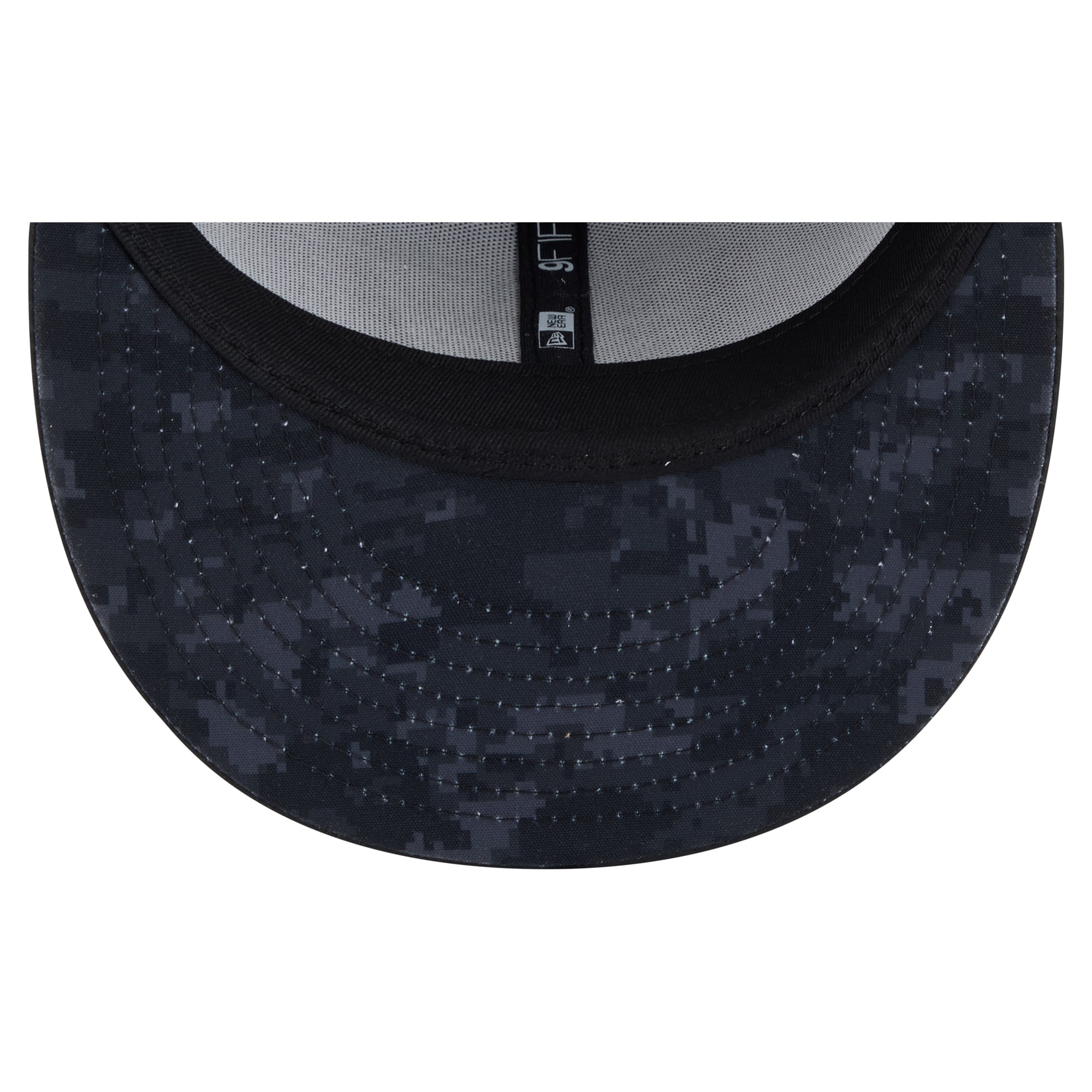 Casquette snapback New Era noire Washington Commanders 2026 Salute To Service 9FIFTY pour homme