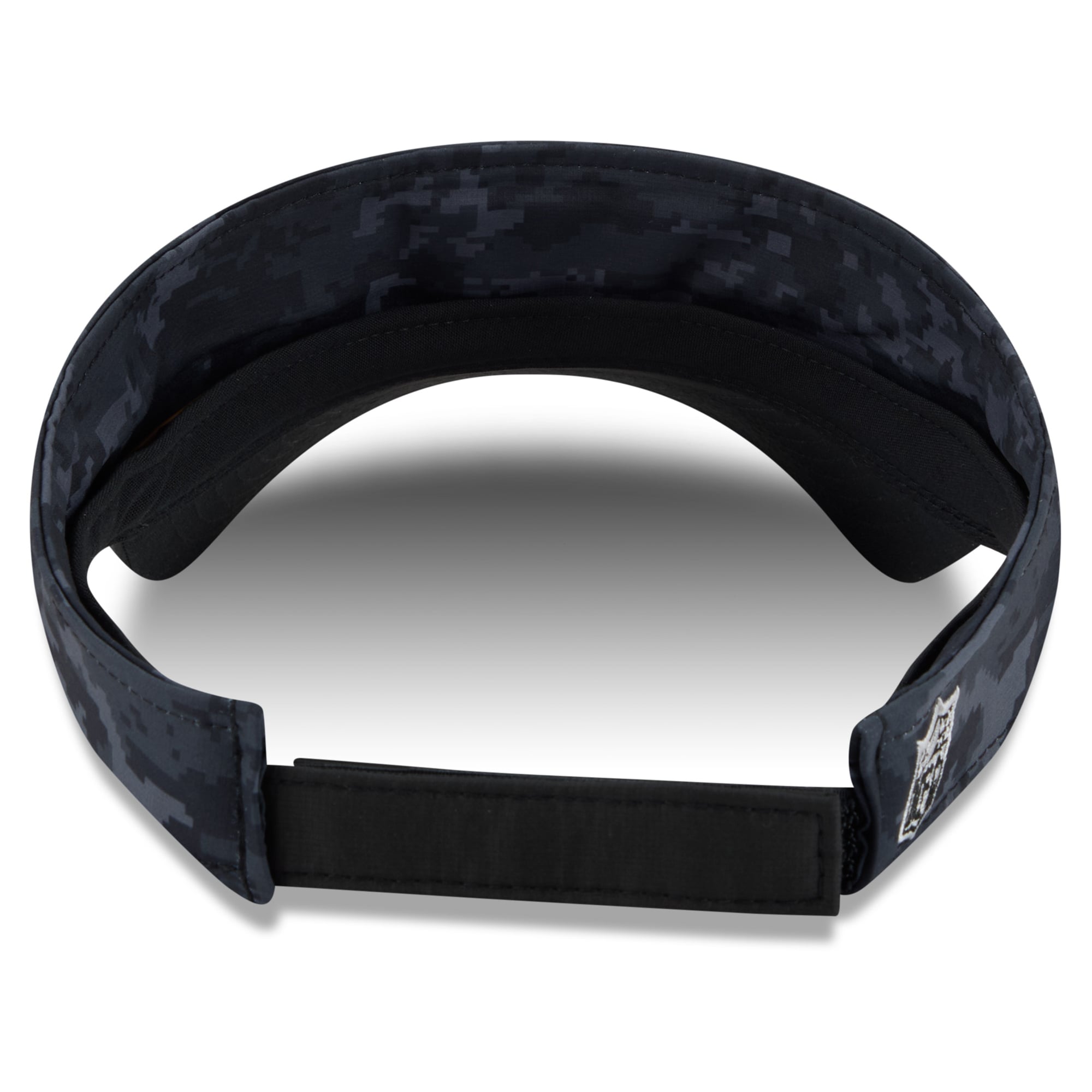 Casquette New Era noire pour homme, modèle Washington Commanders 2026 Salute To Service, visière ajustable