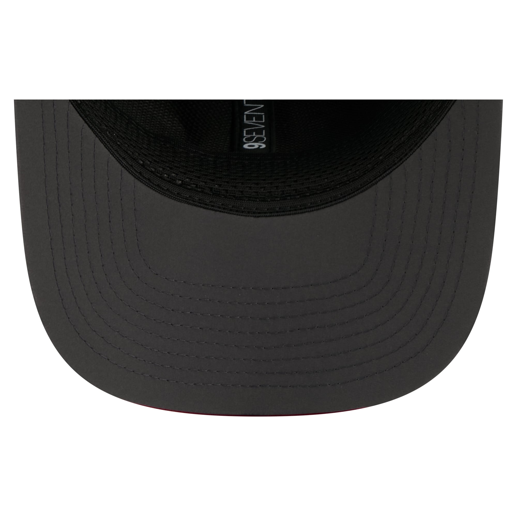 Casquette ajustable New Era Washington Commanders 2026 Sideline pour homme, couleur anthracite, modèle 9SEVENTY