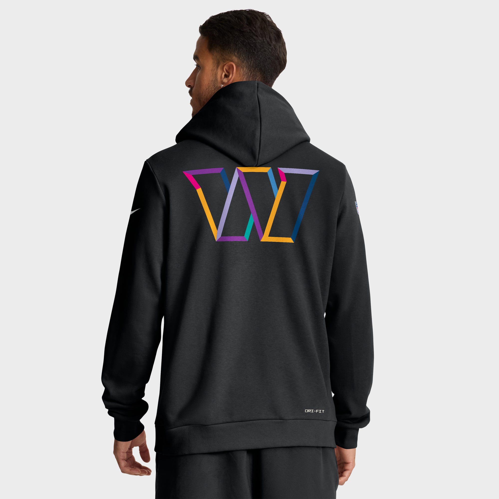 Men's Nike Black Washington Commanders 2025 NFL Crucial Catch Sideline Standard Issue Dri-FIT Hoodie