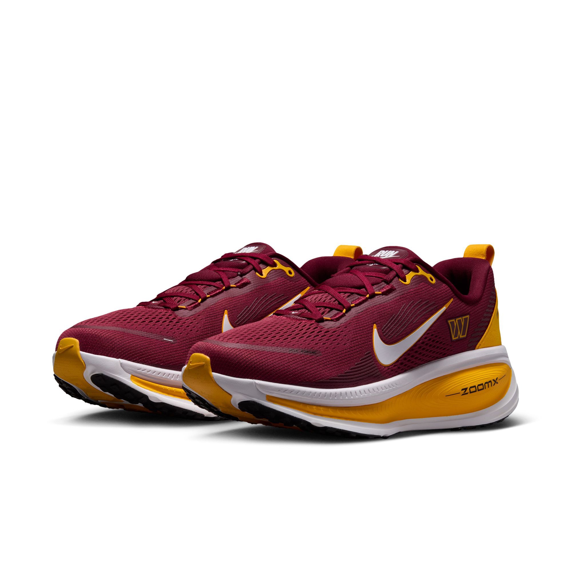 Men's Nike Washington Commanders Vomero 18 Running Shoes