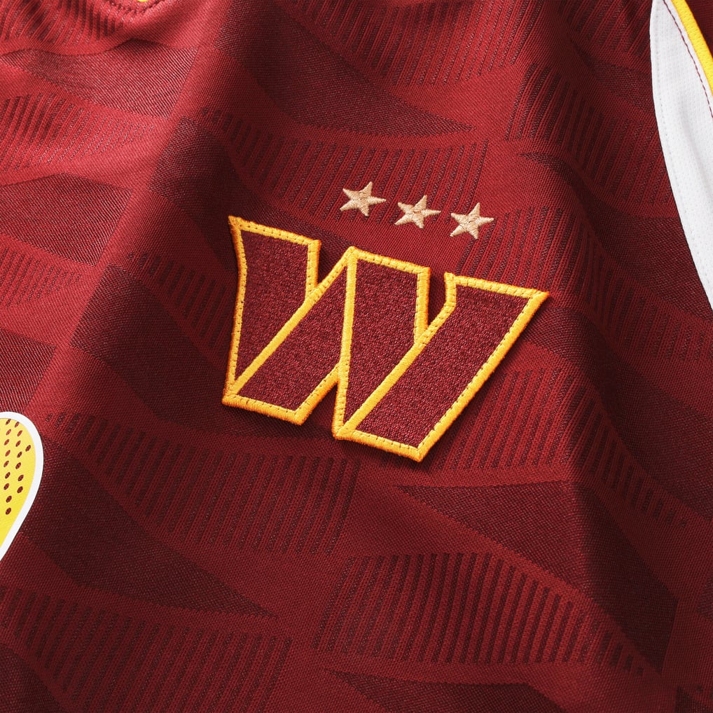 Washington Commanders Fanatics Football x Football Fan Top 2026 - Youth