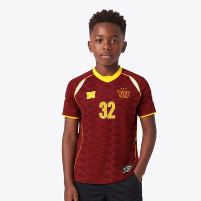 Washington Commanders Fanatics Football x Football Fan Top 2026 - Youth