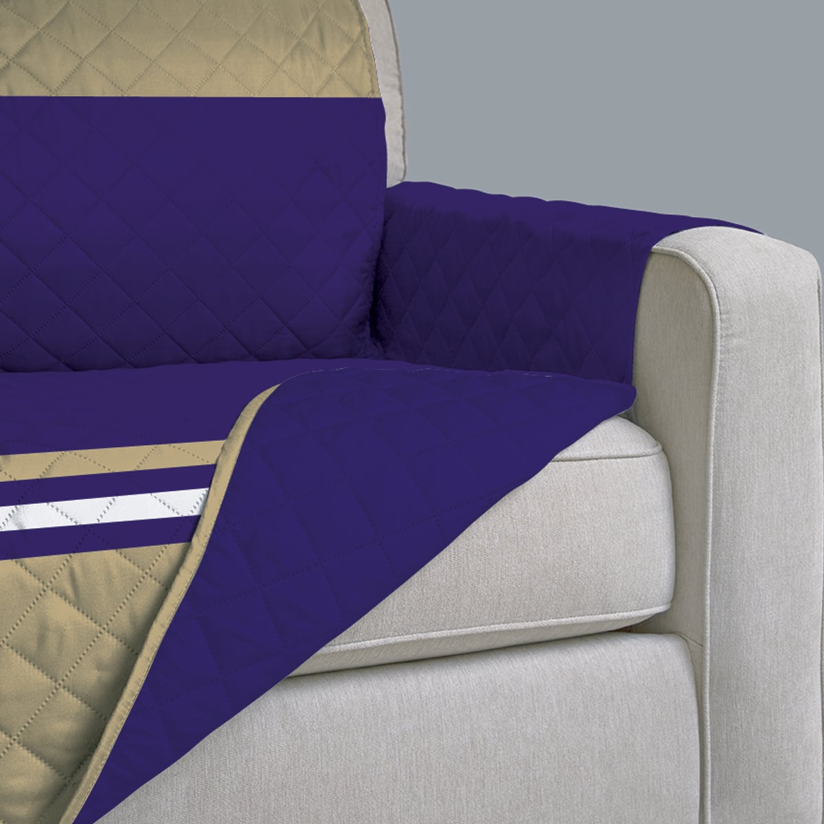 Pegasus Washington Huskies Sofa Protector
