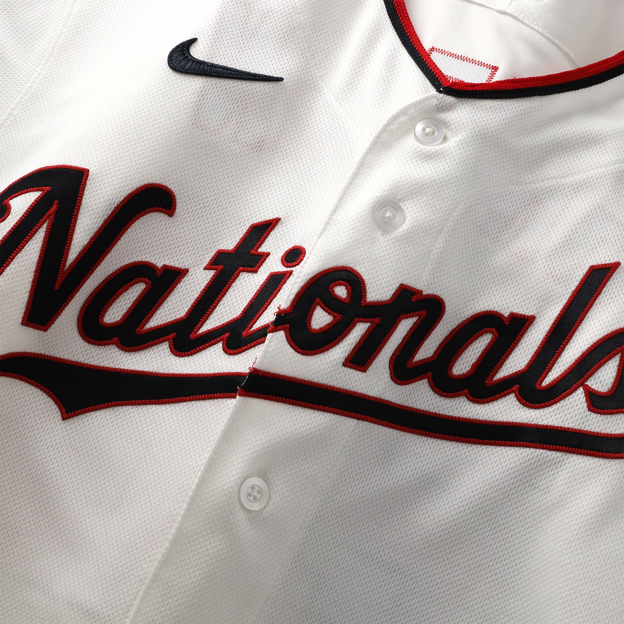 Maillot blanc n° 22 de Foster Griffin, joueur des Nationals de Washington, saison 2026 de la MLB