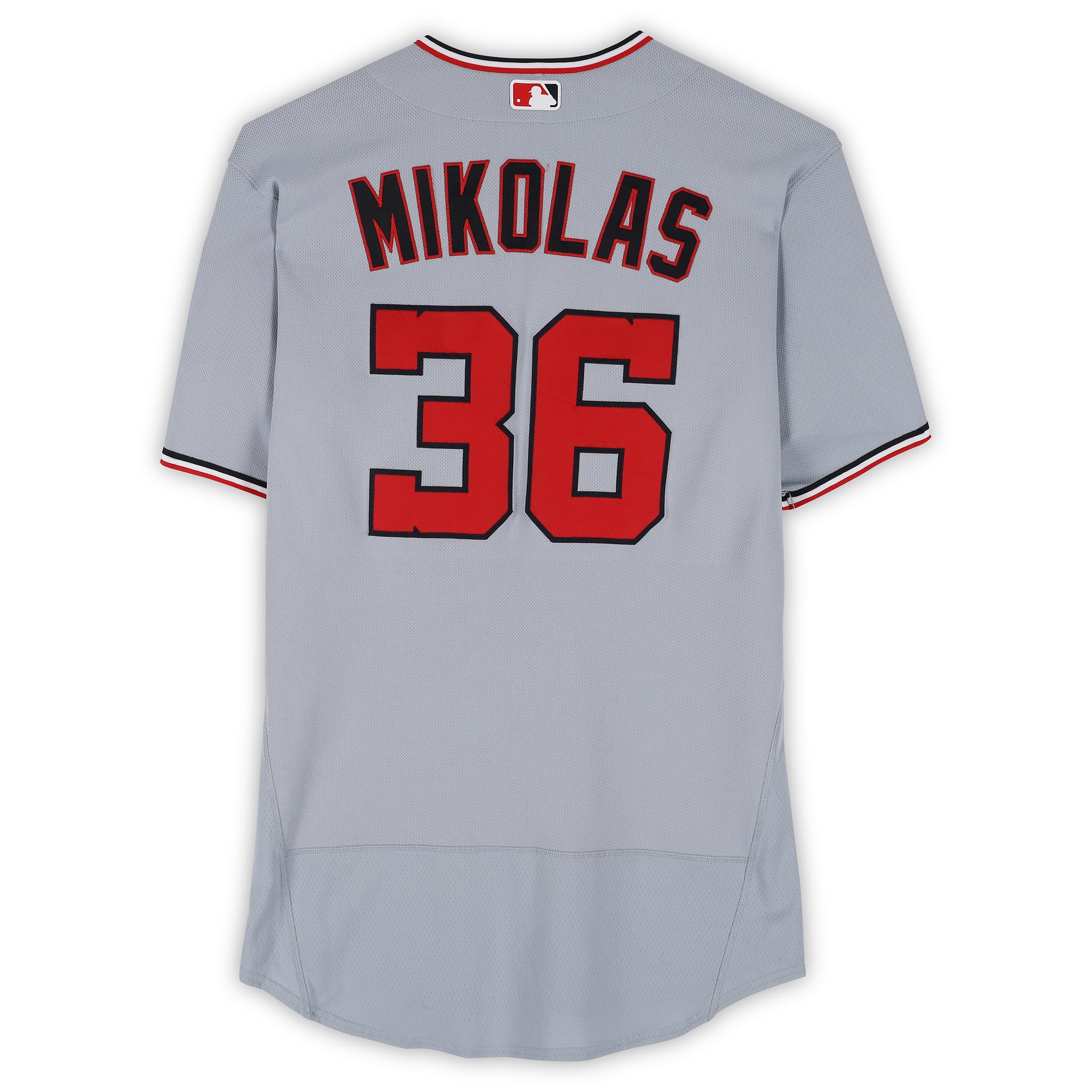 Maillot gris n° 36 de Miles Mikolas, joueur des Nationals de Washington, saison 2026 de la MLB