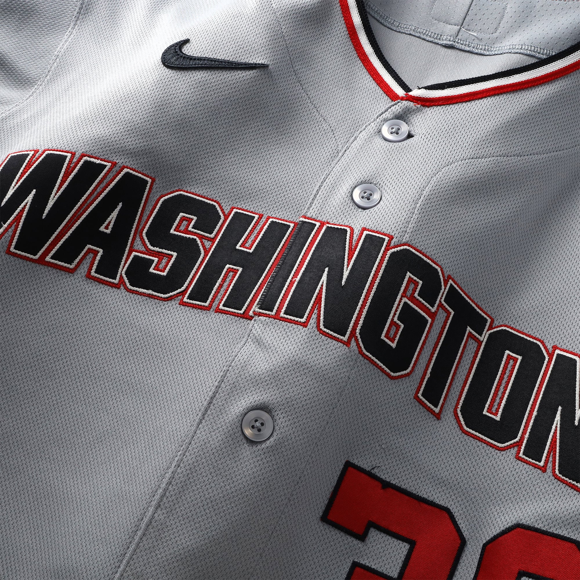 Maillot gris n° 36 de Miles Mikolas, joueur des Nationals de Washington, saison 2026 de la MLB