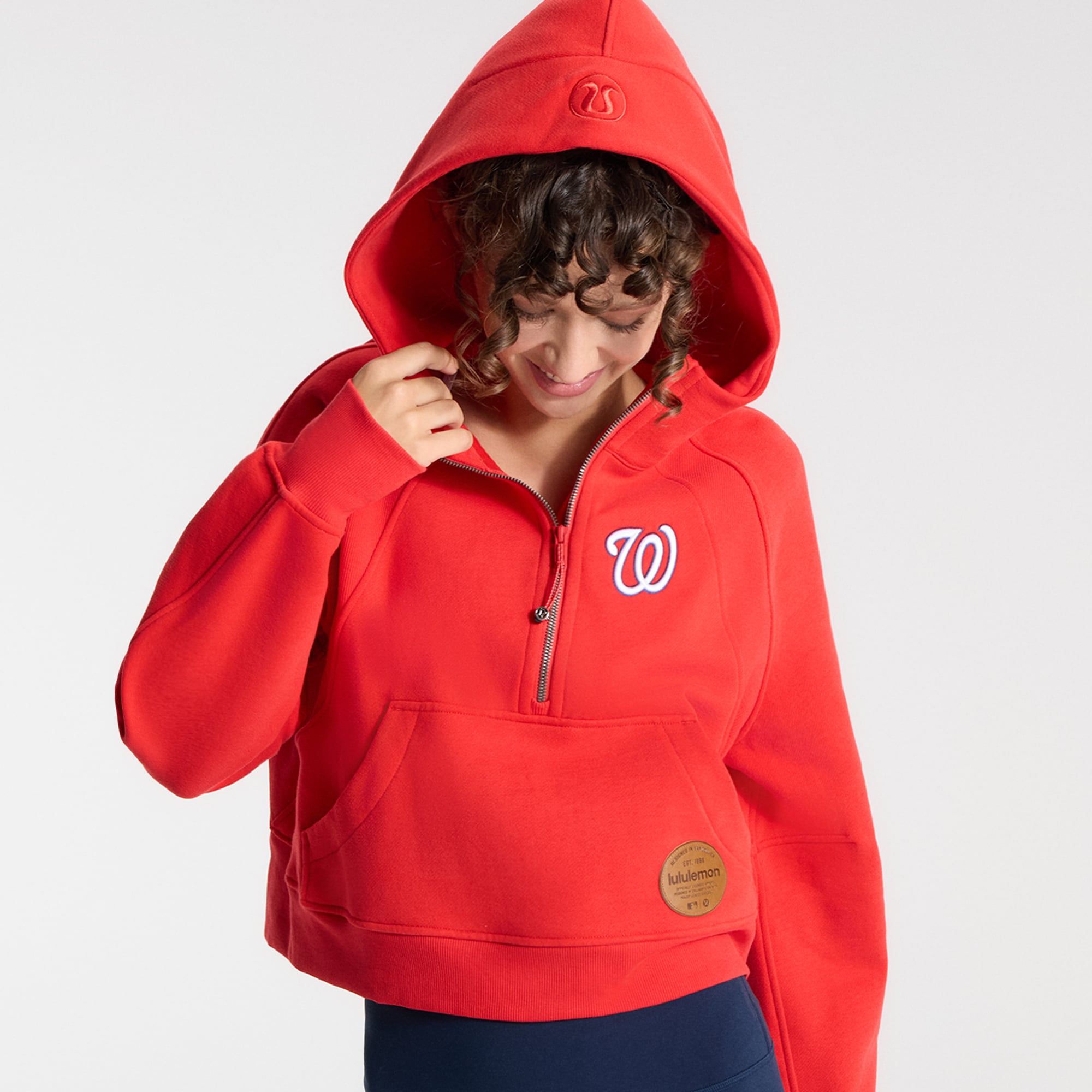 Sweat à capuche zippé surdimensionné True Red Washington Nationals Scuba pour femme de lululemon