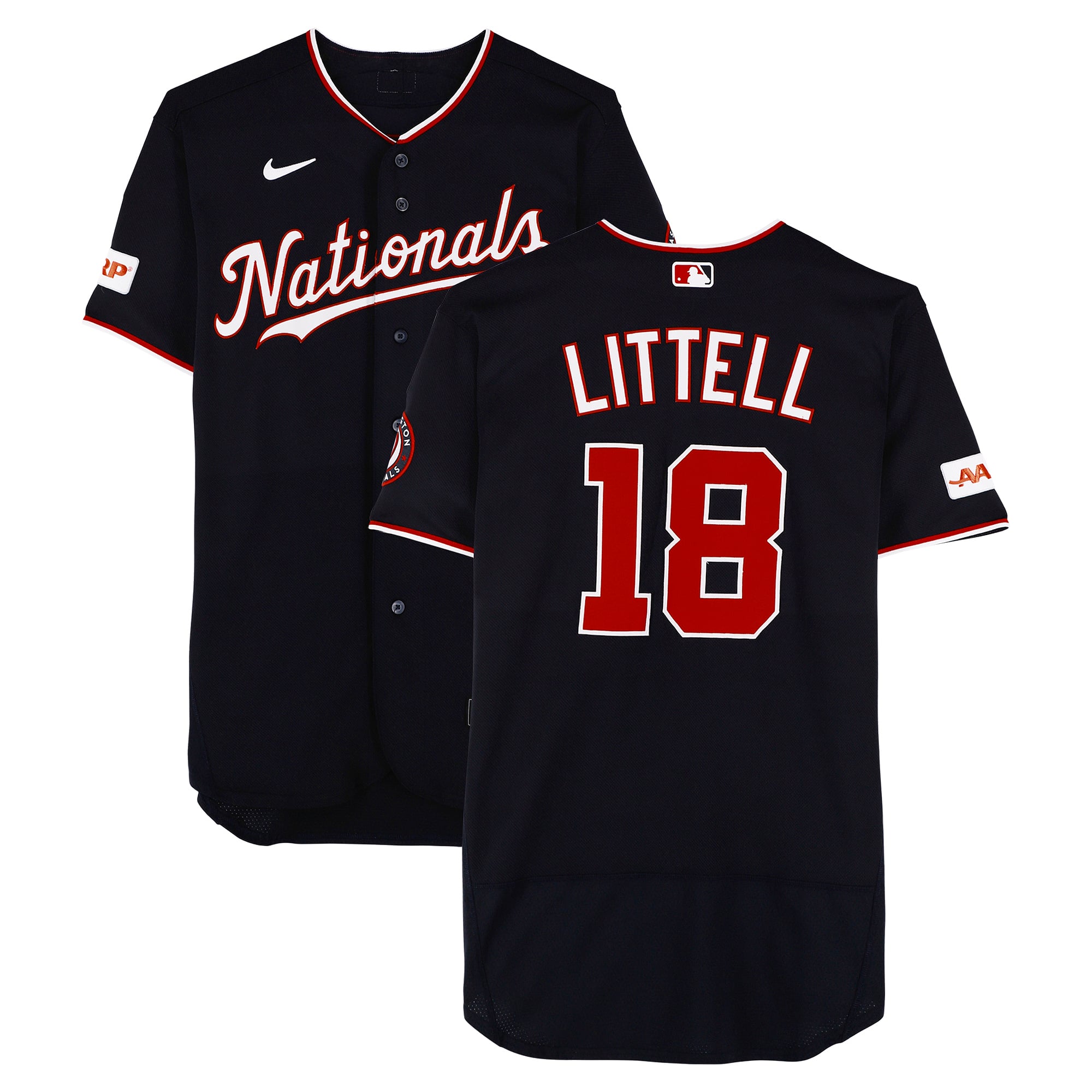Maillot bleu marine n° 18 porté par Zack Littell des Washington Nationals lors des matchs des 14 avril, 15 mai et 10 juillet 2026