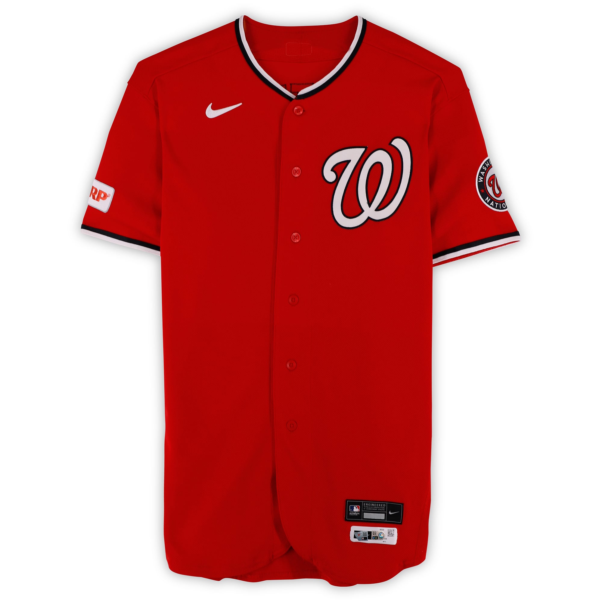Maillot rouge n° 18 porté par Zack Littell des Washington Nationals lors du match contre les San Diego Padres le 31 mai 2026