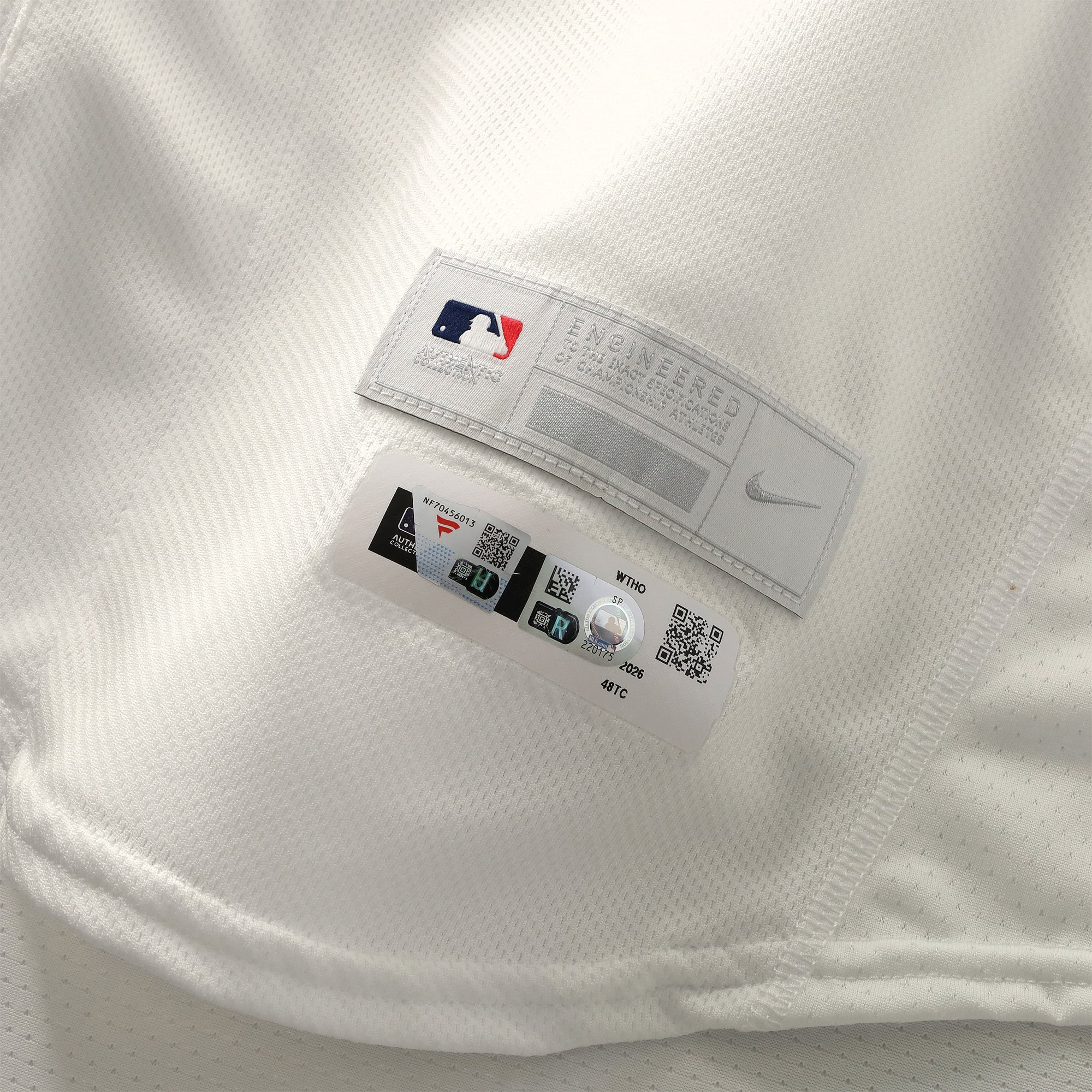 Maillot blanc n° 18 de Zack Littell, joueur des Nationals de Washington, saison 2026 de la MLB