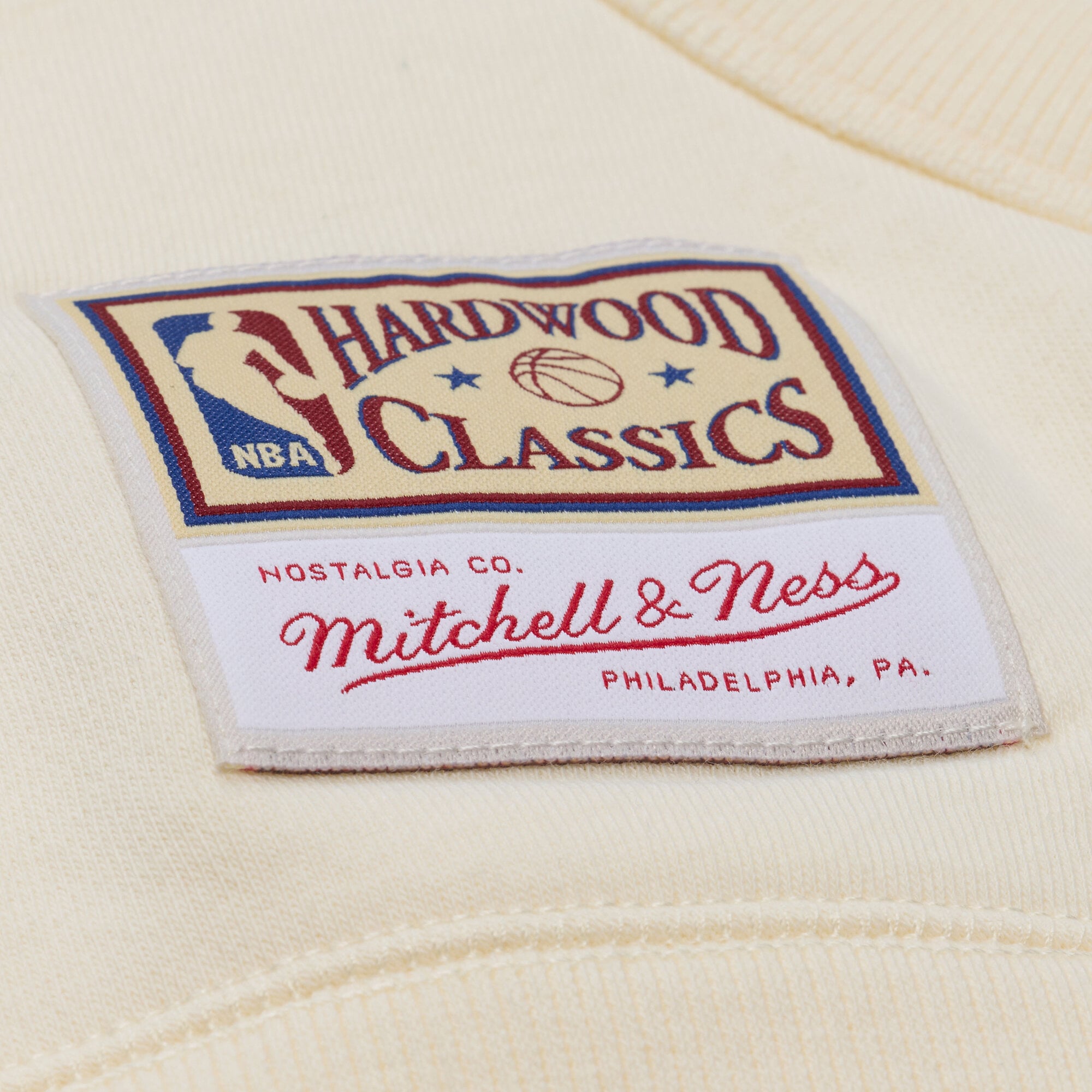Men's Mitchell & Ness Cream Washington Wizards Walk-Off Fleece Hoodie