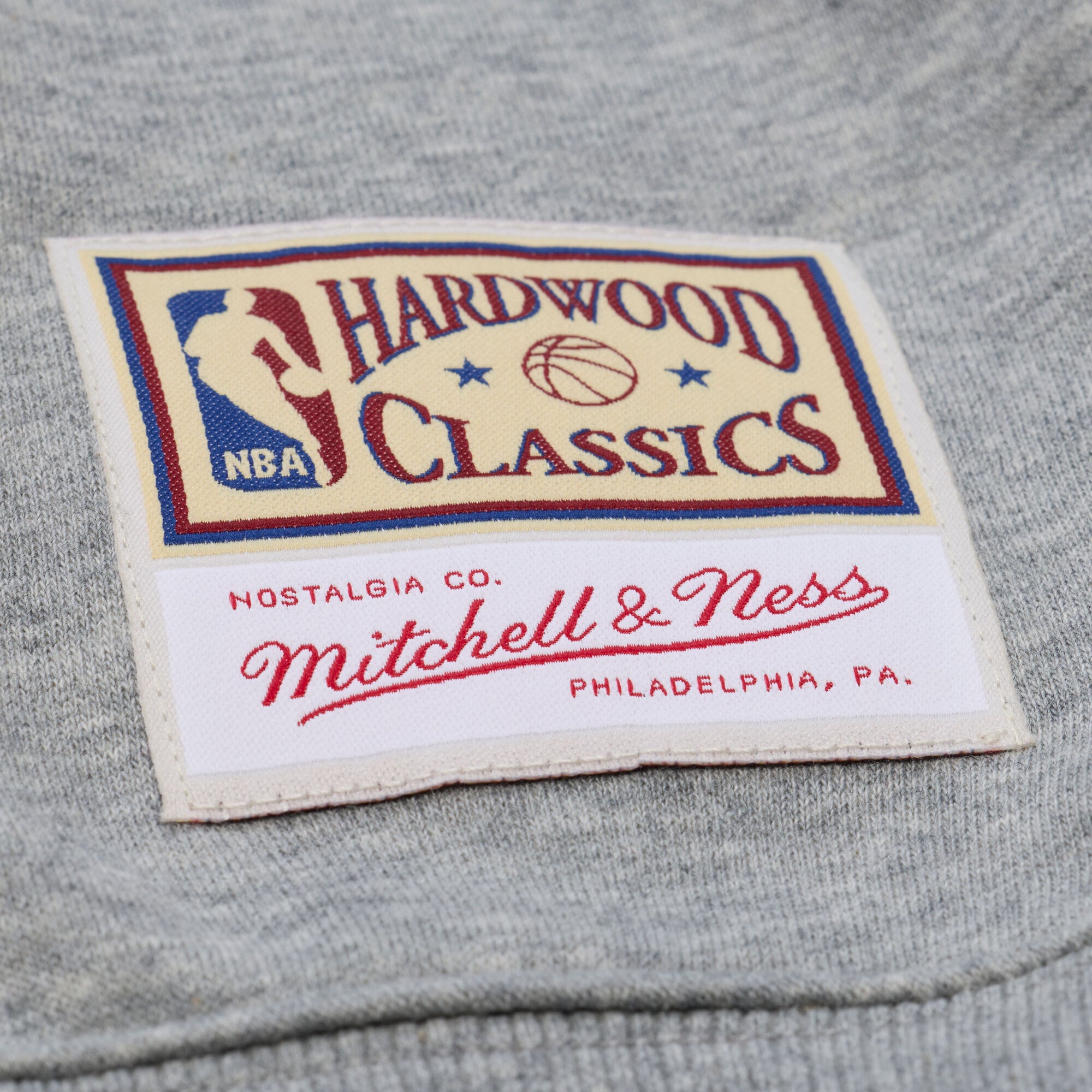 Men's Mitchell & Ness Heather Gray Washington Wizards Walk-Off Fleece Sweatshirt