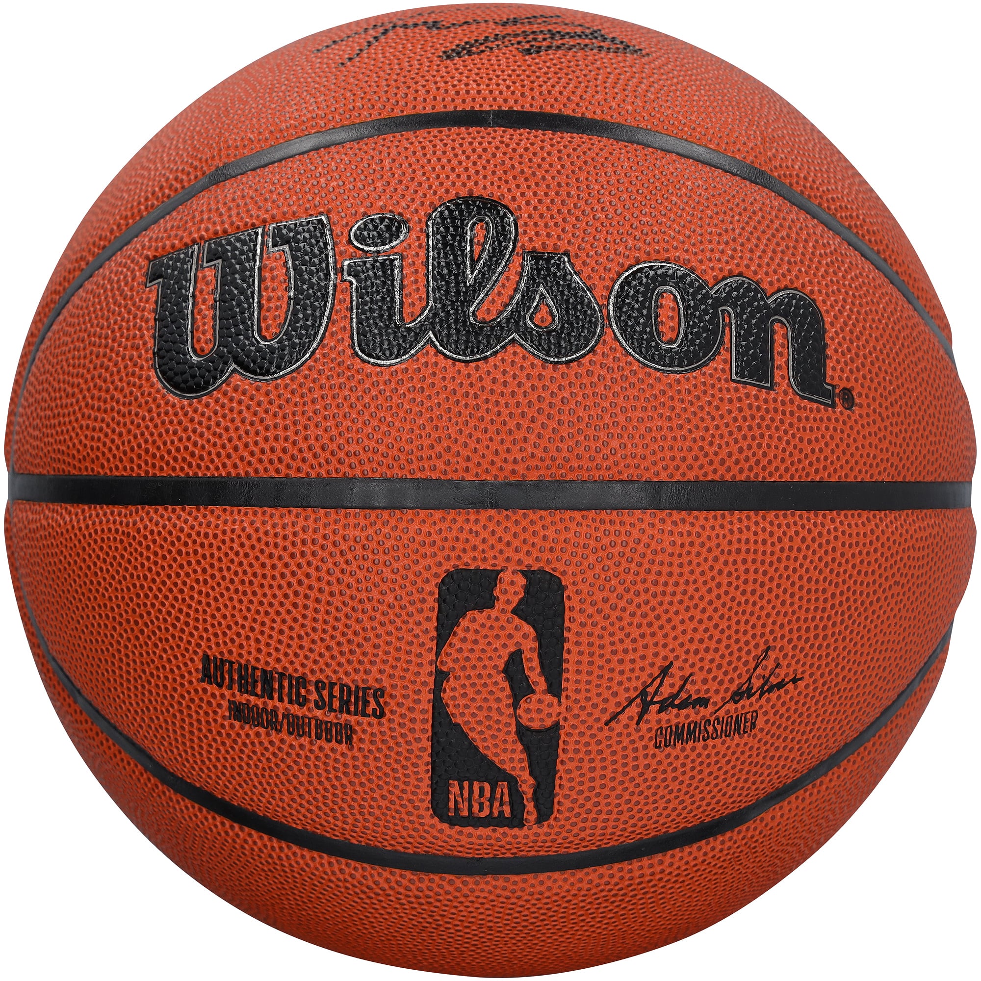 Ballon de basket-ball Wilson Authentic Series autographié par Trae Young des Washington Wizards (intérieur/extérieur) - Encre noire