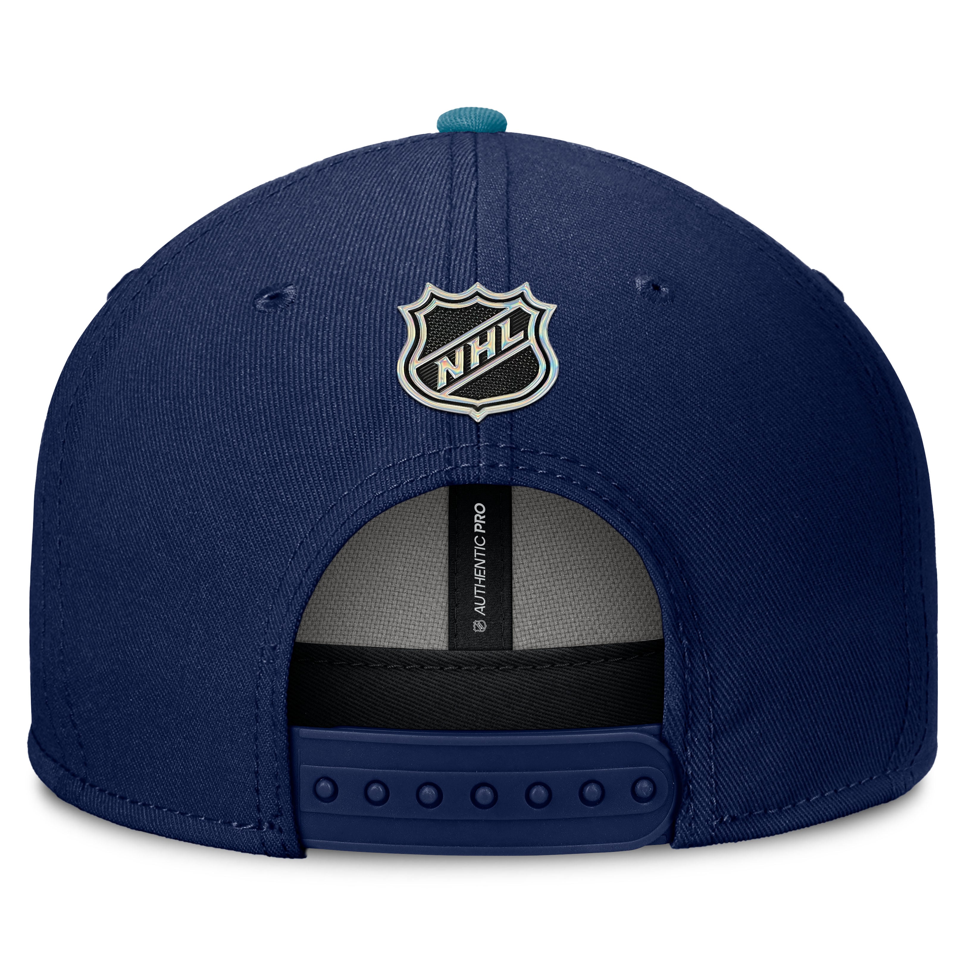 Men's Fanatics Navy Winnipeg Jets Authentic Pro Rink Snapback Hat