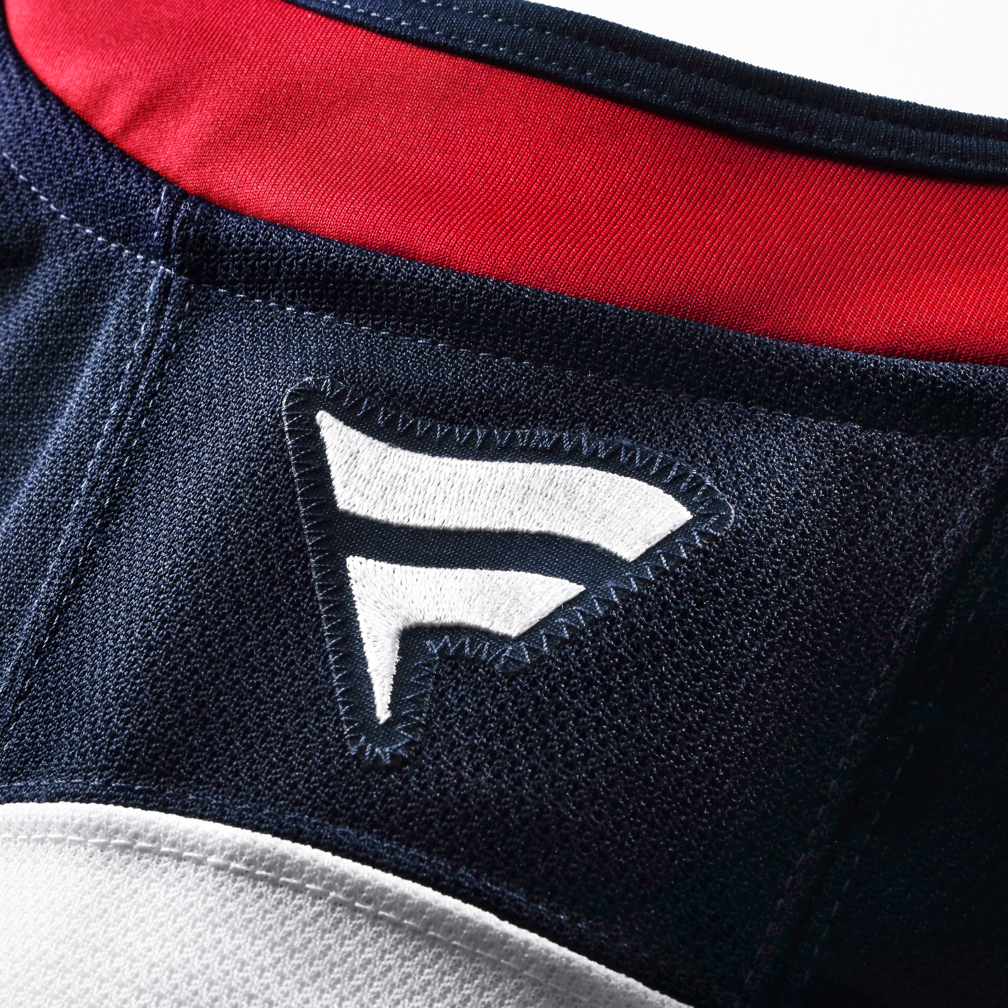 Maillot authentique professionnel blanc Fanatics des Jets de Winnipeg, édition classique du patrimoine la LNH 2026