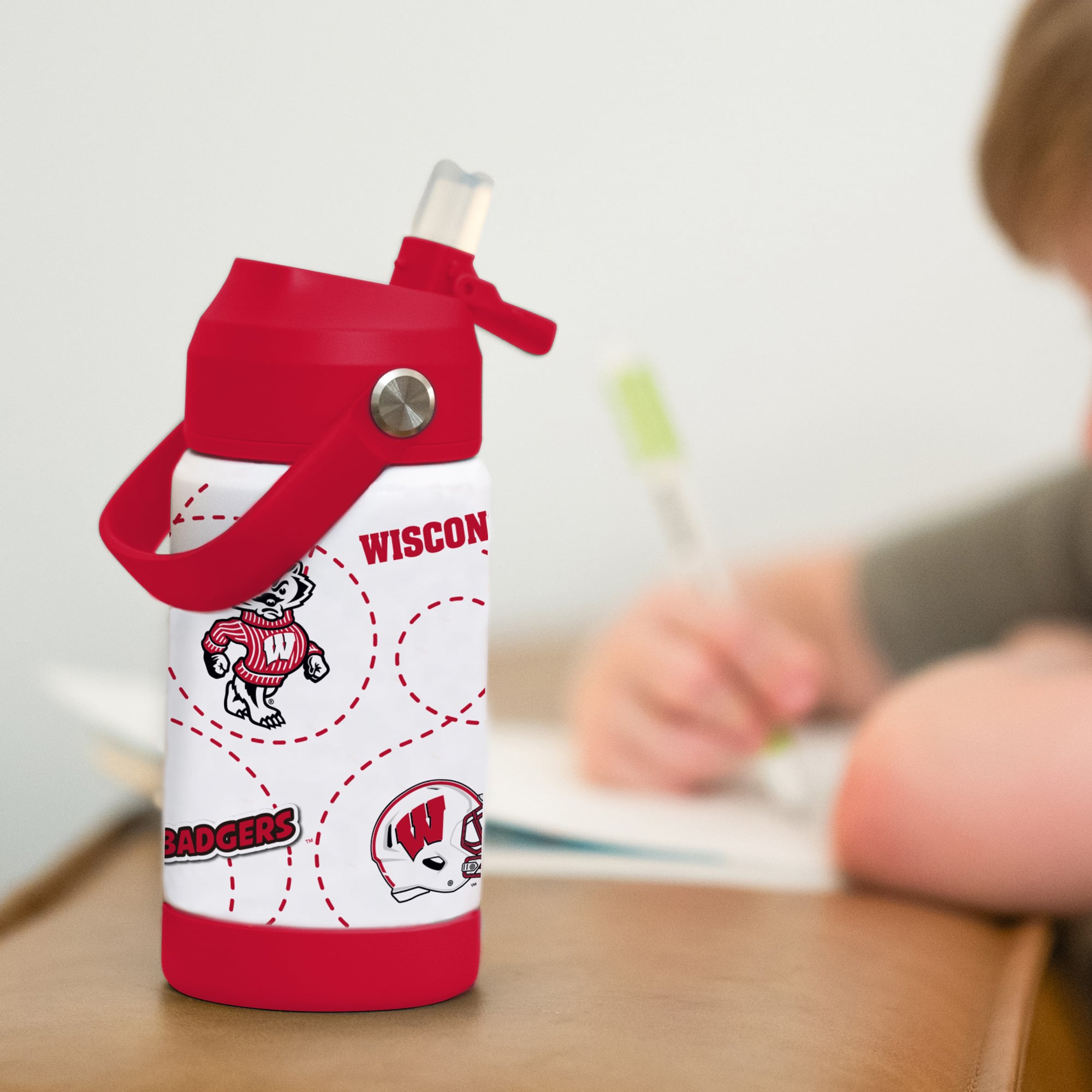 Bouteille de 35 cl des Wisconsin Badgers, logo de la marque