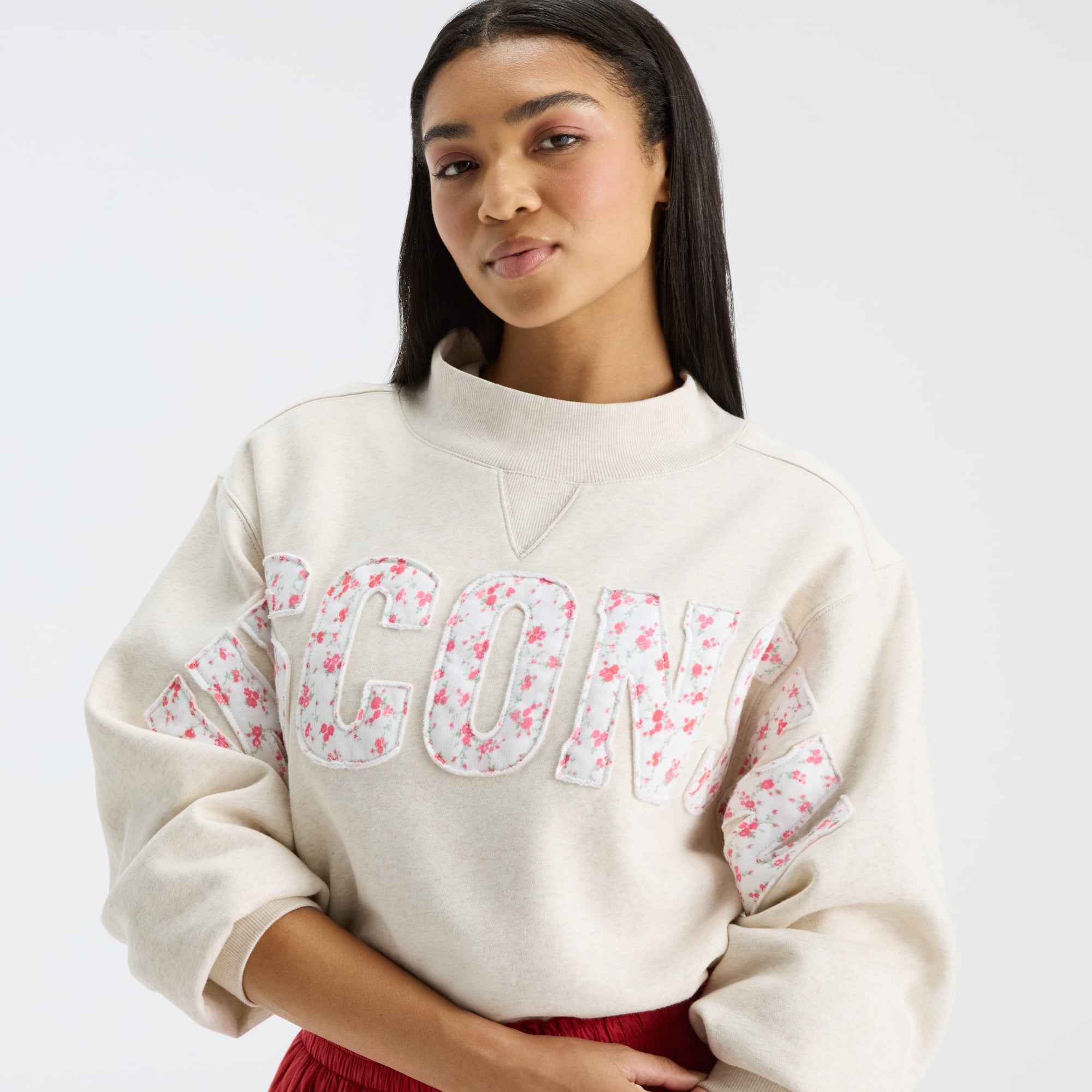 LoveShackFancy Women's Cream Wisconsin Badgers Mockneck Sweatshirt